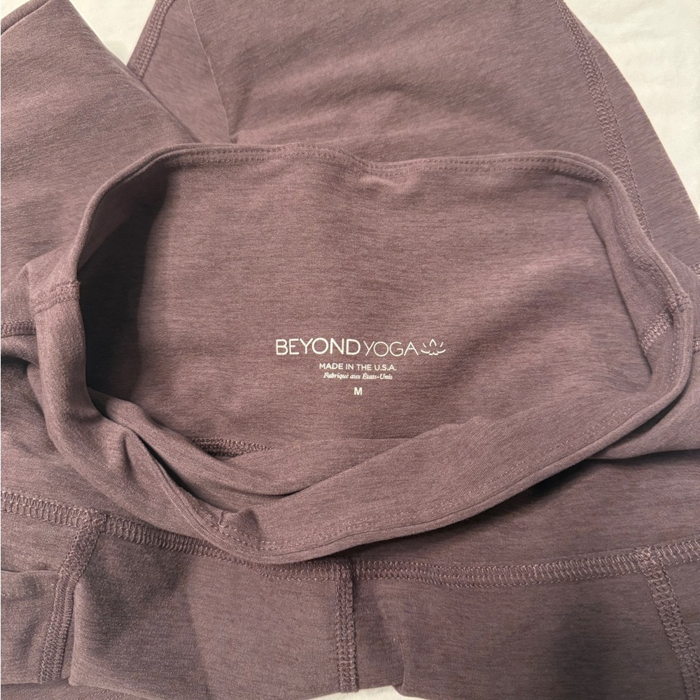 Beyond Yoga Mauve Plum High-Rise Leggings size M